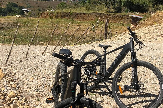 3-Hour Private Tour to La Estrella Lake From Boquete on E Bike - Inclusions and Amenities