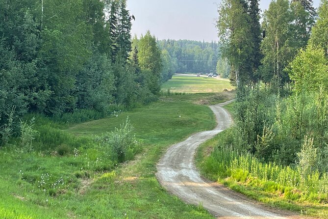 3-Hour Small Group 9-Hole Self-Guided Fairbanks Golf Experience - Ratings and Accessibility