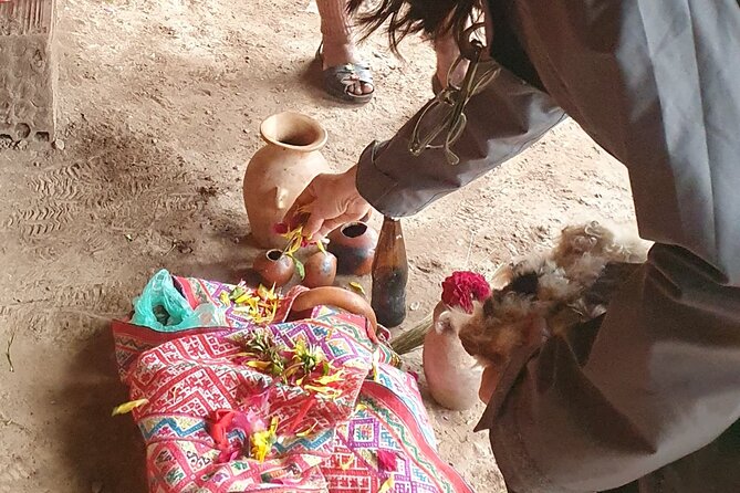 3-Hour Small-Group Hiking With Alpaca in Sacred Valley - Cultural Immersion