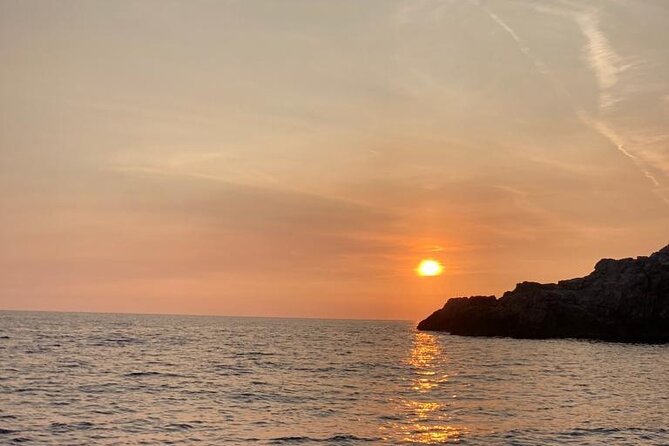 3 Hour Speed Boat Tour to Blue Cave With Wifi and Drinks - Accessibility and Booking Confirmation