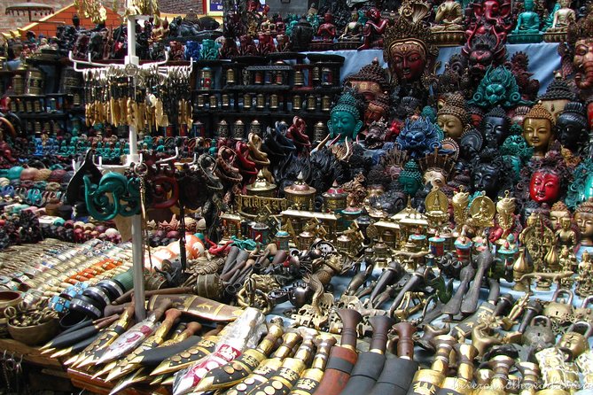 3-Hour Thamel Sightseeing Tour by Rickshaw in Kathmandu - Tour Considerations