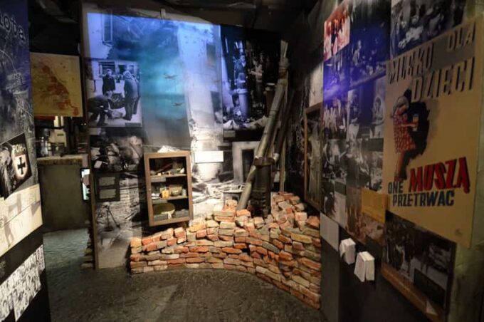 3-Hour Tour at Warsaw Uprising 1944 Museum /Inc. Pick-Up/ - Frequently Asked Questions