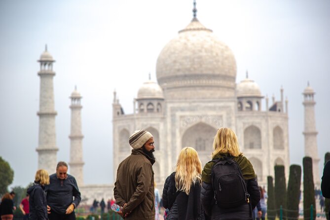 3-Hour Unimaginable Beauty of Taj Private Guided Tour - Exploring the Taj Mahal