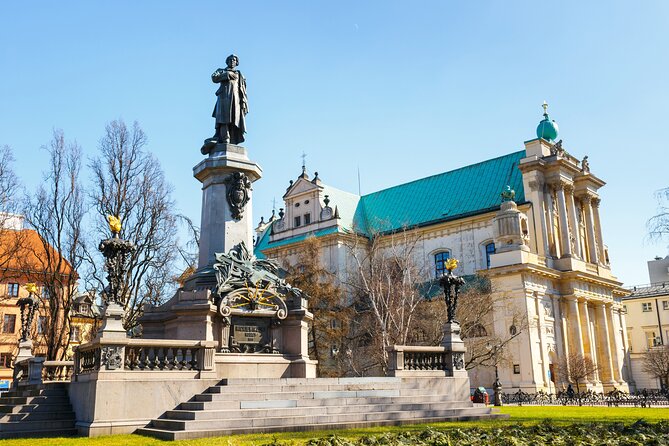 3 Hour VIP Warsaw Guided City Tour - Operating Hours