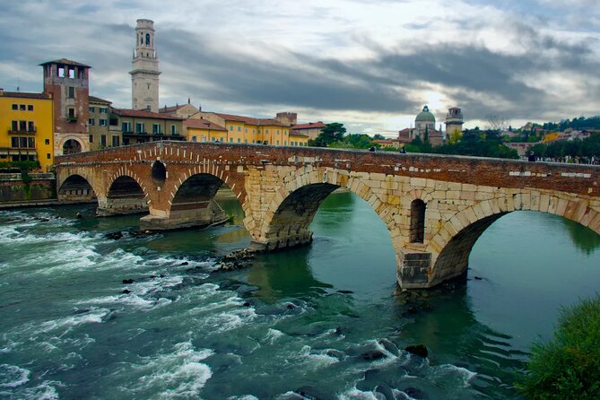 3 Hour Walking Tour of Verona and Arena - Tour Duration and Schedule