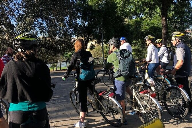 3 Hours Bike Tour All Over Sevilla - Accessibility and Participation