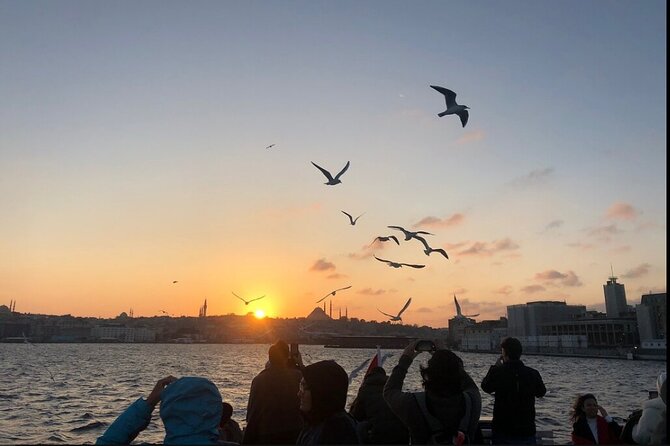 3 Hours Bosphorus Cruise With 1 Hour Stop in Asia Side - Tour Capacity