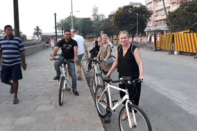 3 Hours Early Morning in South Mumbai Heritage Bicycle Tour - Traveler Reviews