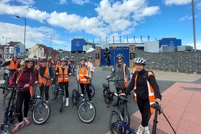 3 Hours Football Stadiums E-Bike Tour in United Kingdom - Inclusions and Amenities