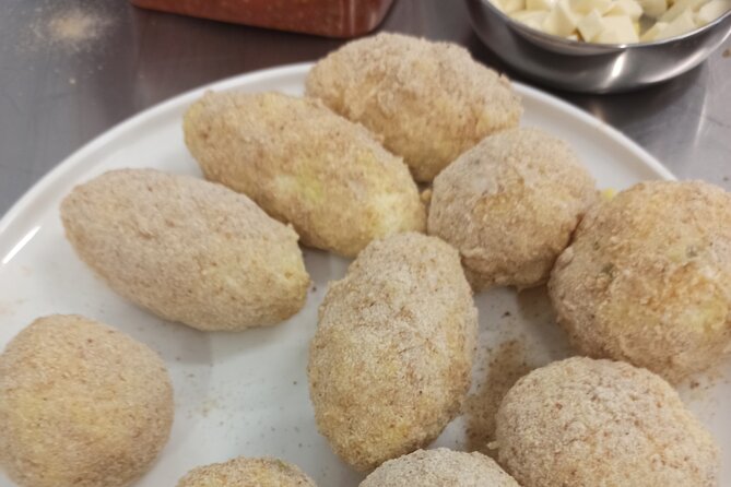 3 Hours of Cooking Class on Sicilian Arancina and Tasting - Fillings and Toppings
