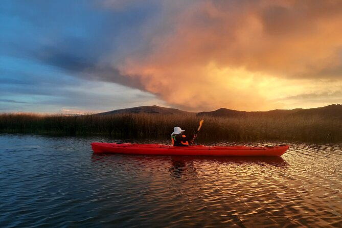 3 Hours of Route During Sunset in Kayak by Lake Titicaca - Itinerary Highlights