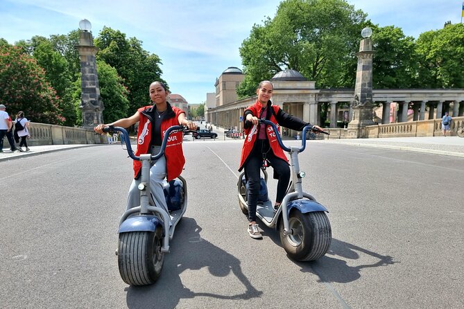 3 Hours Paris Fat Tire E-Scooter Small Group Tour - Key Points