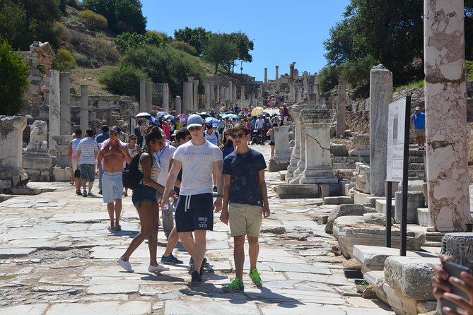 3 Hours Private Ephesus, Terrace Houses, Artemis Temple Tour For Cruisers - Meeting and Pickup