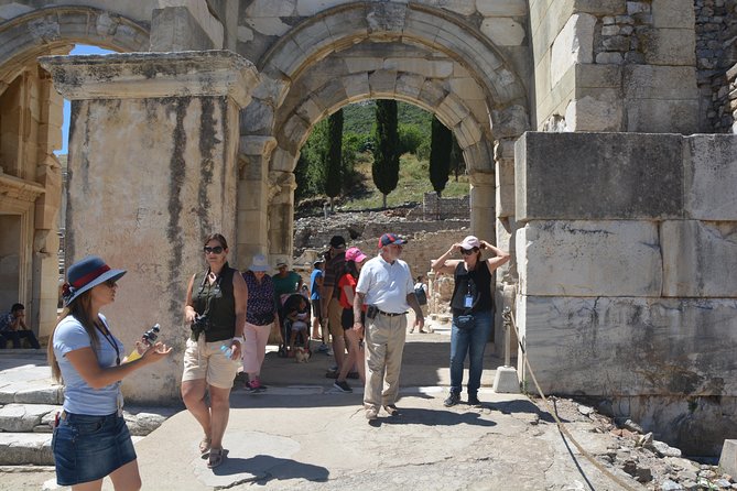 3 Hours Private Ephesus, Terrace Houses, Artemis Temple Tour For Cruisers - Visiting Artemis Temple