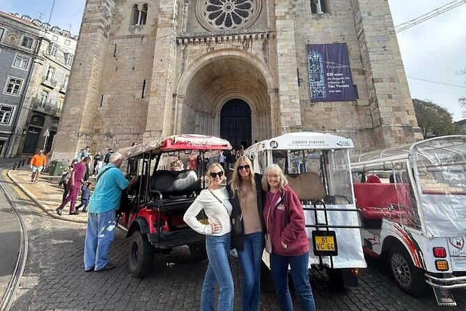 3 Hours Private Tour Historic Center in Lisbon by Tuk Tuk - Discovering Local Landmarks