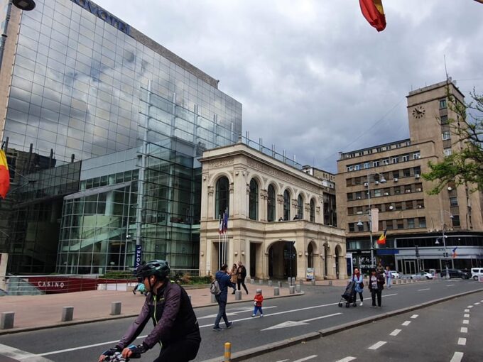 3 Hours Private Walking Tour in Bucharest City - Cancellation and Refund Policy