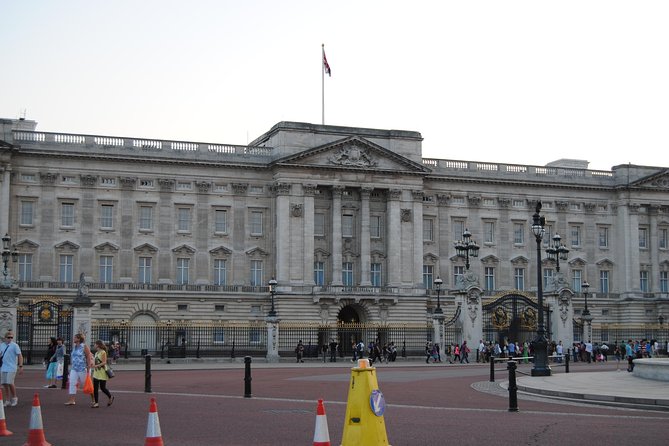 3 Hours Private Walking Tour of London - Insider Stories and Hidden Gems
