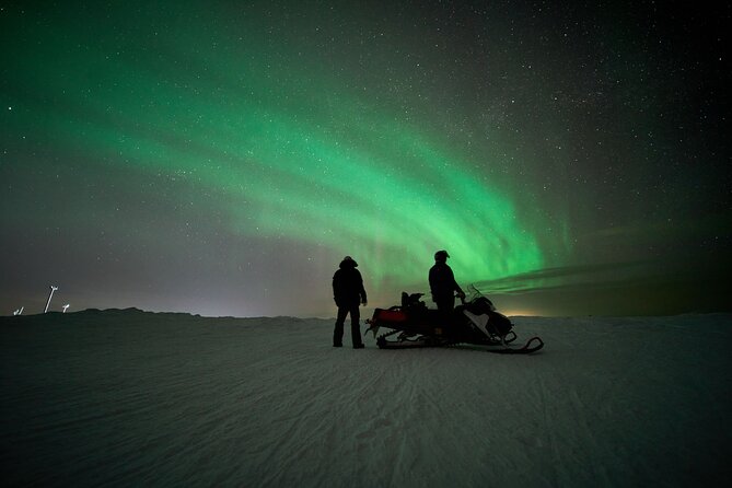 3 Hours Snowmobiling Under Auroras and Night Sky - Destination: Levi, Finland