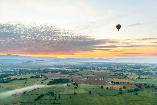 3 Hours Sunrise Hot Air Balloon Adventure in Chiang Mai - Inclusions and Features