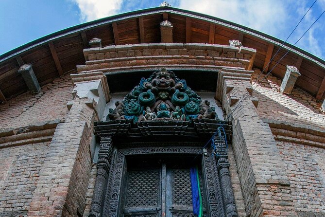 3 Hours Walking Tour at Swayambhunath - Myths and Legends