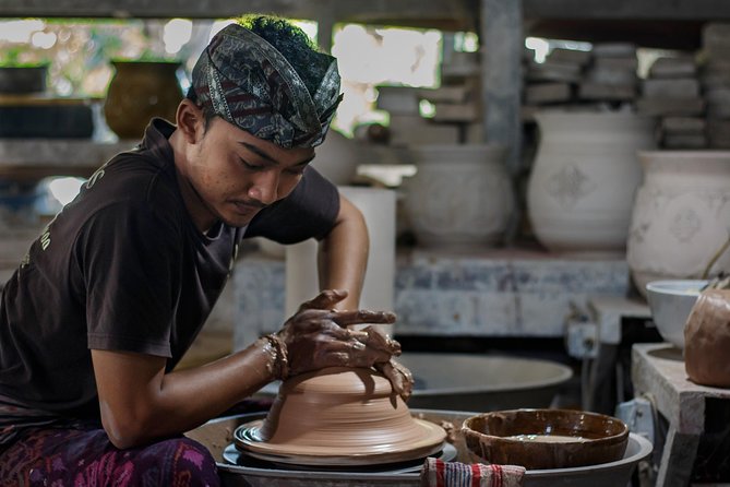 3 Hours Wheel Throwing Basic Ceramic Class - Location and Meeting Point