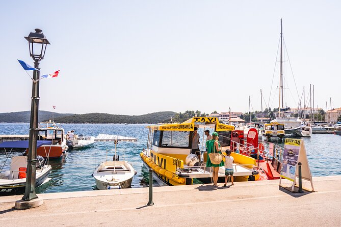 3 Islands Tour - HopOnHopOff - Daily Ticket - Meeting and Departure