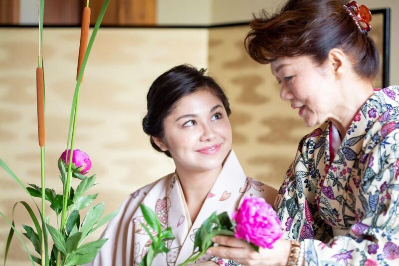 3 Japanese Cultures Experience in 1 Day With Simple Kimono - Minimum and Maximum Participants