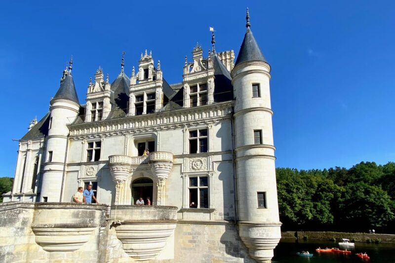 3 Loire Castles Live Guided Small Group by Minivan Winery - Wine Tasting