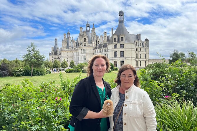 3 Loire Valley Castles and Wine Tasting Private Guided Tour - Castles and Wineries