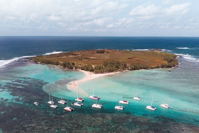 3 North Islands Catamaran Cruise With Lunch & Drinks on Island. - Cancellation Policy