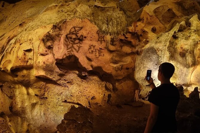 3 Tours in 1: Cave of Wonders, Altos De Chavon, Chocolate Factory - Inclusions
