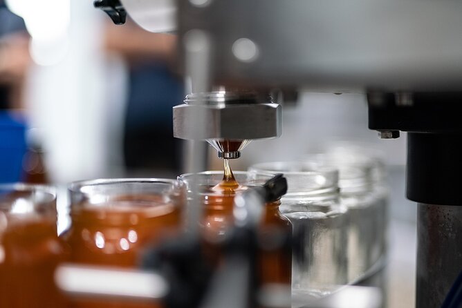 30-Minute Guided Honey Tasting Activity in Melini - Accessibility and Inclusivity