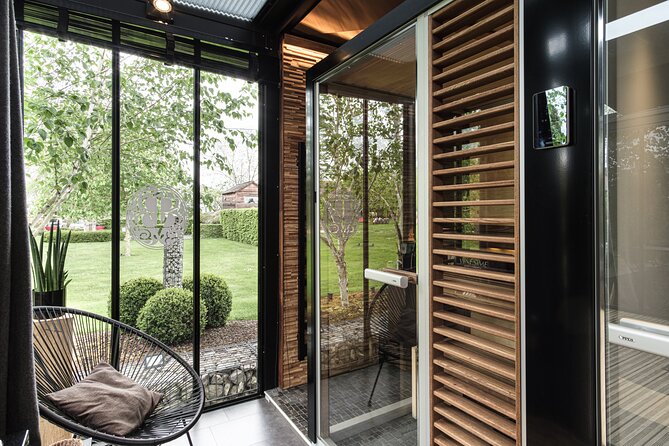 30-minute Relaxing Treatment in Burgundy - Treatments Offered