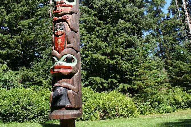 30 Minute Tour of Totem Park | NATIONAL PARK - Meeting Point and Arrival