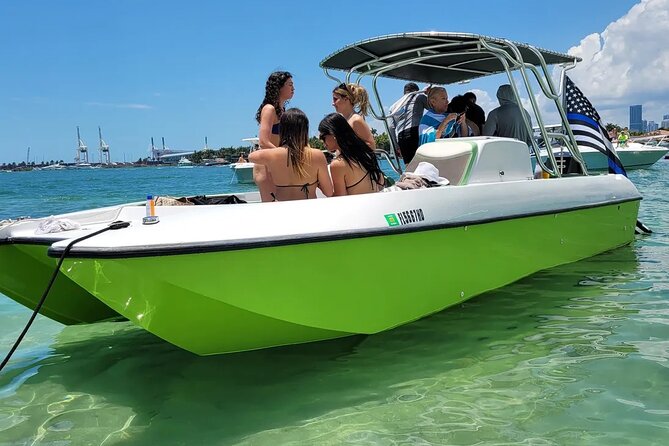 305 Boat Tour Miami - Key Points