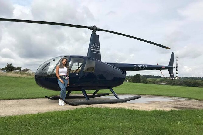 35 Minute London Sightseeing Helicopter Tour - Helicopter Type and Features