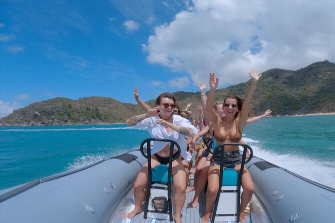 360 Boat Experience to Circumnavigate Magnetic Island - Whats Included