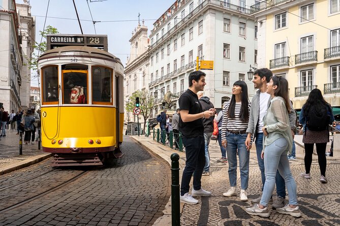 360° Lisbon: Helicopter Flight, Boat Trip and Old Town Walking - Wheelchair Accessibility