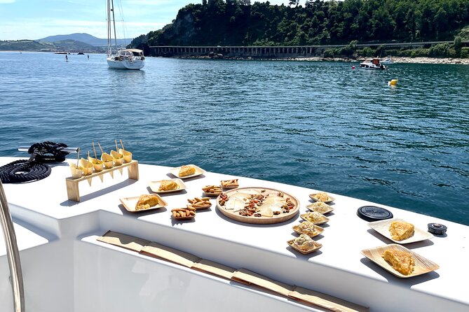 3bahias 2 Countries From San Sebastian to France, Lunch Included - Accessibility and Additional Information