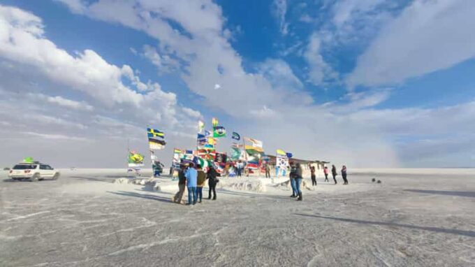 3D/2N PROGRAM SAN PEDRO DE ATACAMA – UYUNI SHARED SERVICE - Guidance and Language