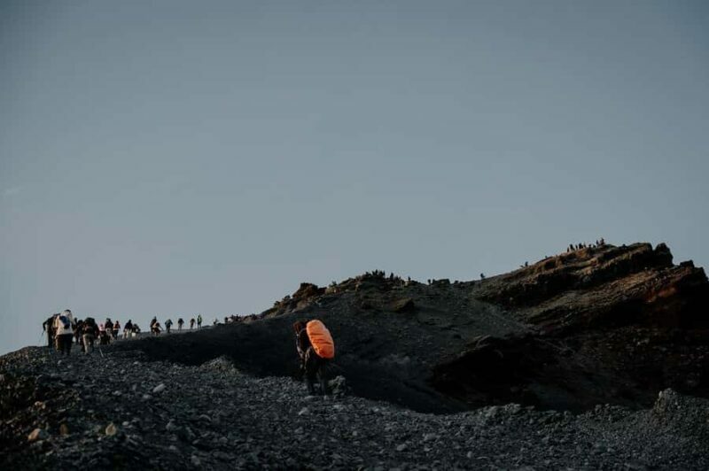 3d/2n trekking mount rinjani summit lake & hot springs - FAQ