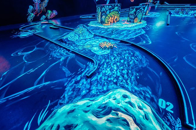 3d Blacklight Minigolf - Jbr / Marina Dubai - Venue Facilities and Amenities