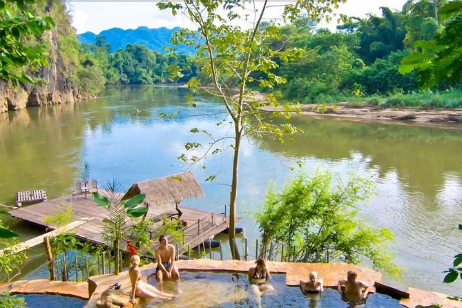3D2N River Kwai Tour From Bangkok Review - Group Size and Accessibility