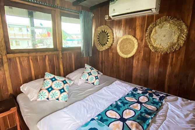 3DAYS Komodo Tour by Private Boat for 10 Pax - Komodo Dragon Trekking