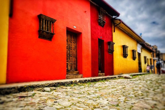 3h 30 -Hour StopOver—Walking Tour: Bogota Historical Center - Gold Museum Exploration