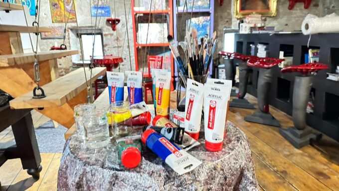 3h Art Workshop in St. Jost Attic in Heart of Krumlov - Included Materials