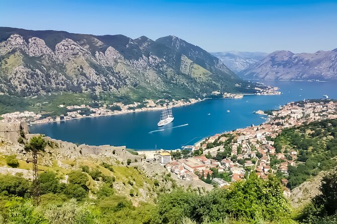 3H Guided Kotor & Cable Car Tour - Riding the Cable Car