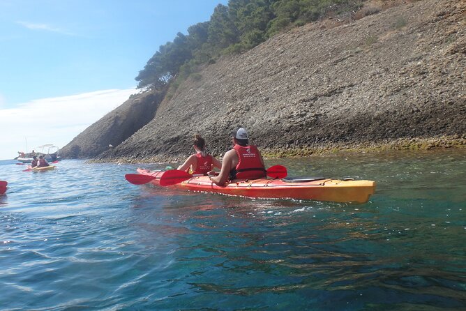 3h Kayak Tour at Calanques National Park - Booking and Availability
