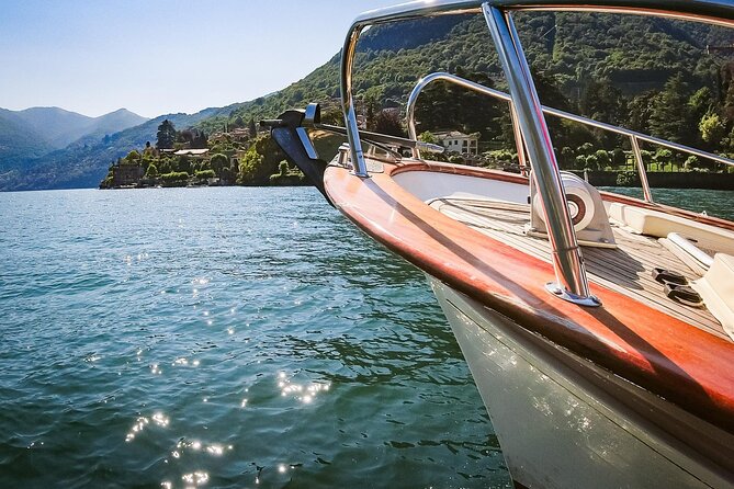 3H Private Cruise on a Beautiful Wooden Speedboat on Lake Como - Included Amenities and Services