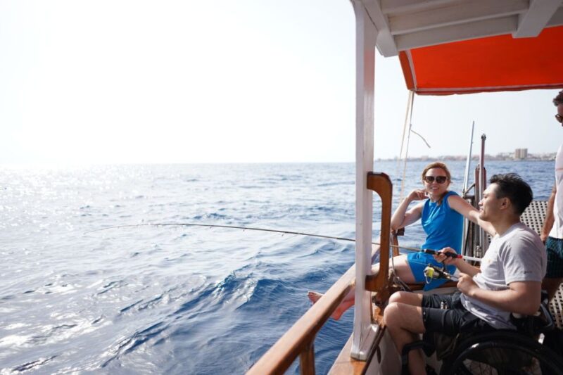 3H Private O Shared Tour to Accessible Boat En Canary Island - Included Activities